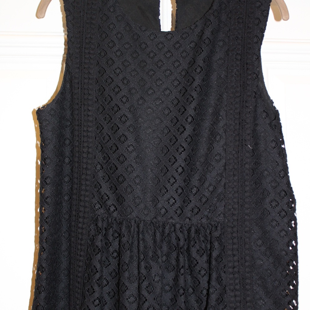 Banana Republic Lace Blouse - Picture 2 of 3